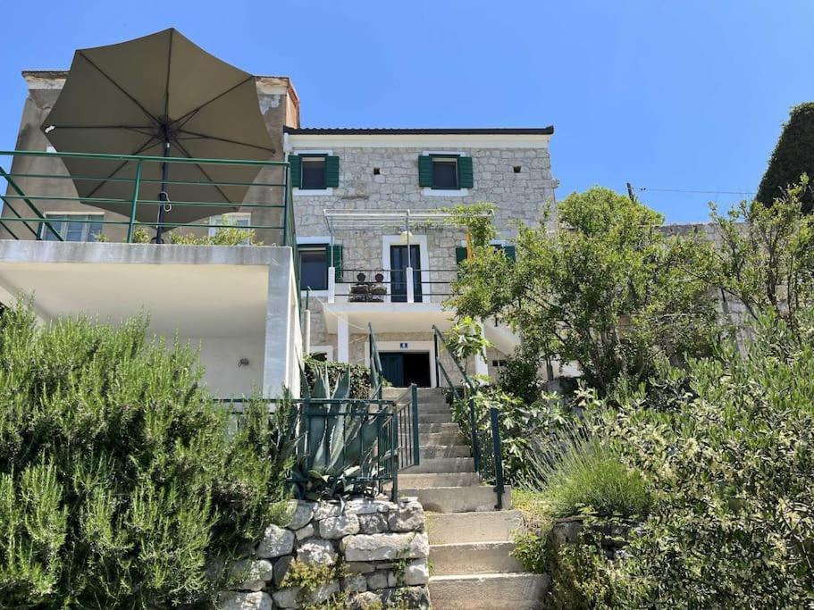 Holiday Home Aria Podgora Luaran gambar